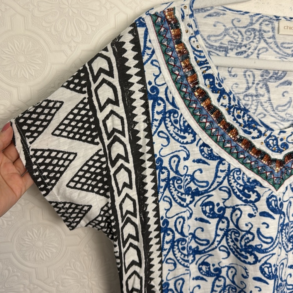 Chico’s Beaded Boho Embroidered V-Neck Top – Size 2 Large Blue White Beads